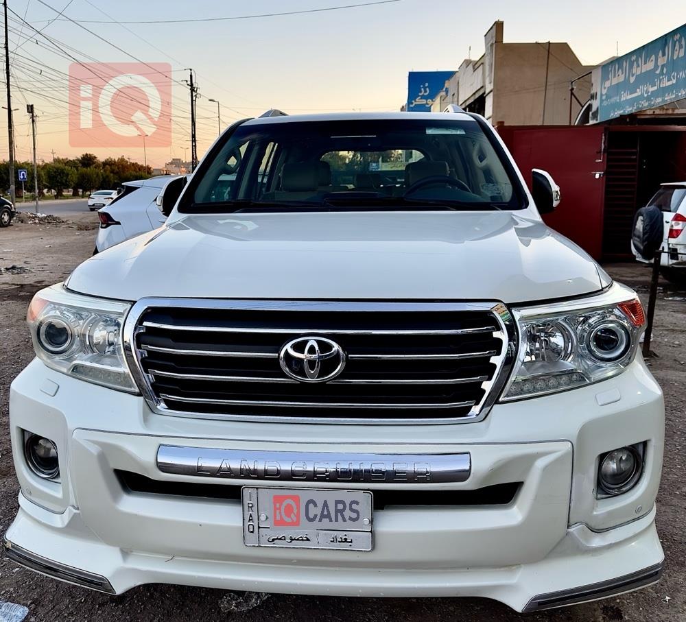 تويوتا لاندكروزر